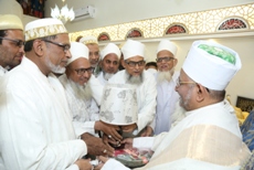 Aqaa Maulaa's Tasweer e ba-jamaal during the Milaad e Maymoon